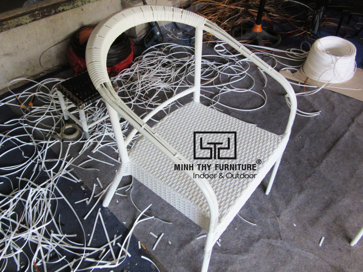 Cách Nội thất Minh Thy tạo ra những mẫu ghế cafe mây nhựa đạt tiêu chuẩn